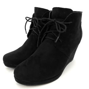 Journee Collection Enter Ankle Lace Wedge Boot 8.5